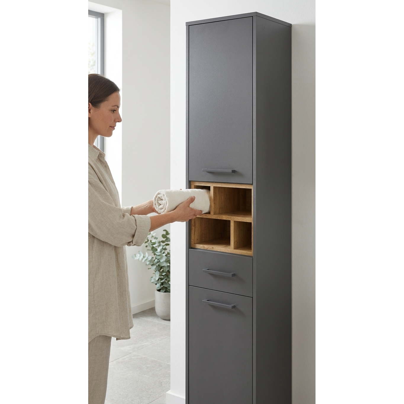 MILANO Hochschrank – Grafit / Grafit Abs. Wildeiche ♻️